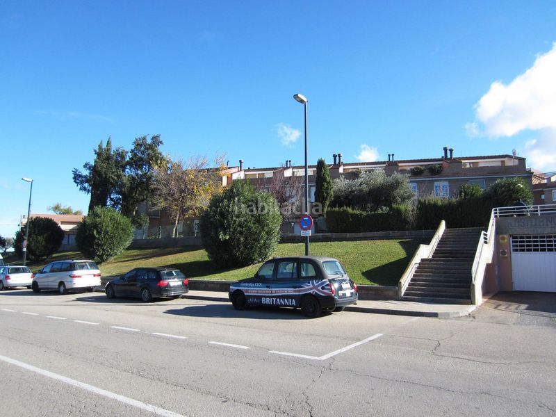 Foto bcdc1d91-532b-4b05-9a0a-3509012a4b6a. Casa adossada amb aparcament a Garrapinillos Zaragoza