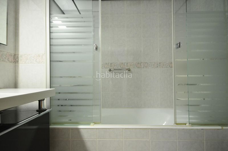 Foto df13f4aa-5a79-4f72-a89c-a2679393c08d. Casa adossada amb aparcament a Garrapinillos Zaragoza