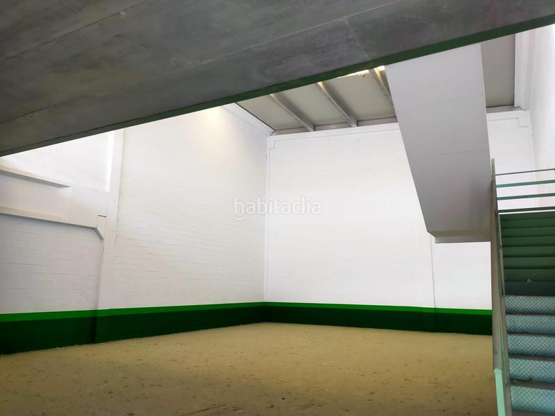 Foto b26bf216-8437-4403-921c-ab79ca6d56aa. Bâtiment à usage industriel dans Cartuja Baja Zaragoza