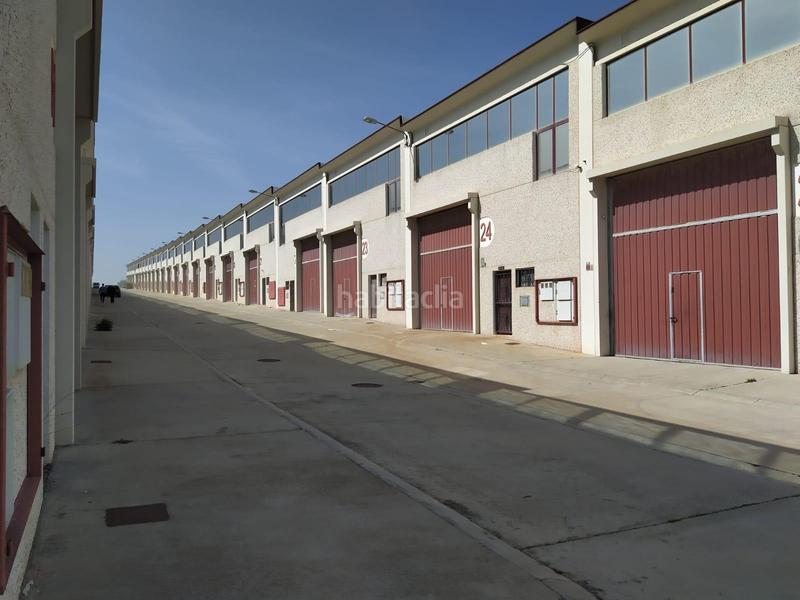 Foto 3c899785-3dd4-4829-83bc-6ada5c167208. Bâtiment à usage industriel dans Cartuja Baja Zaragoza