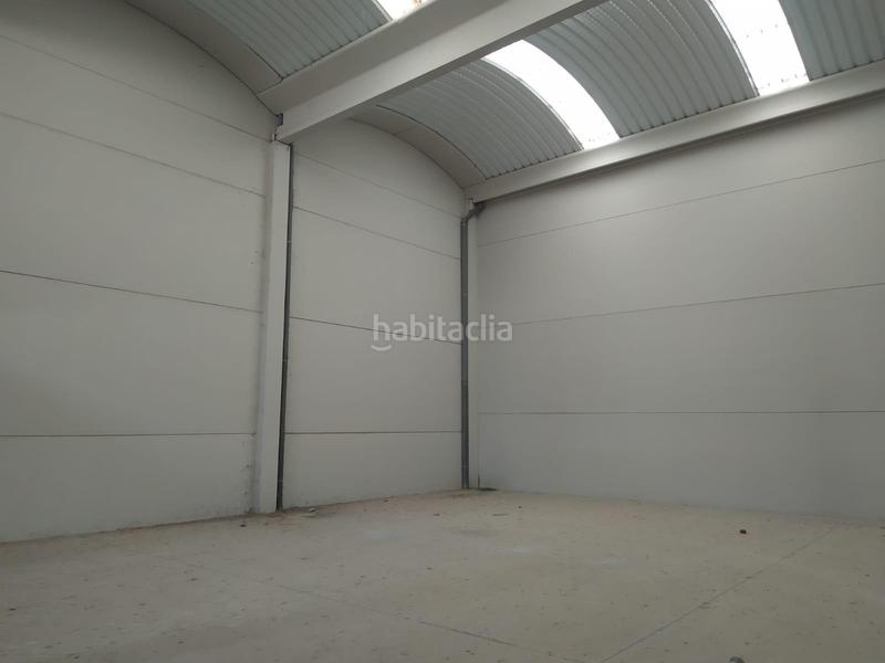 Foto 91843a09-cab9-4d01-a583-9cd9c3e45563. Bâtiment à usage industriel dans Cartuja Baja Zaragoza