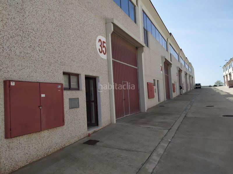 Foto f82932a6-8e29-4954-a1d0-4a59ea1f8c74. Nave industrial en Cartuja Baja Zaragoza