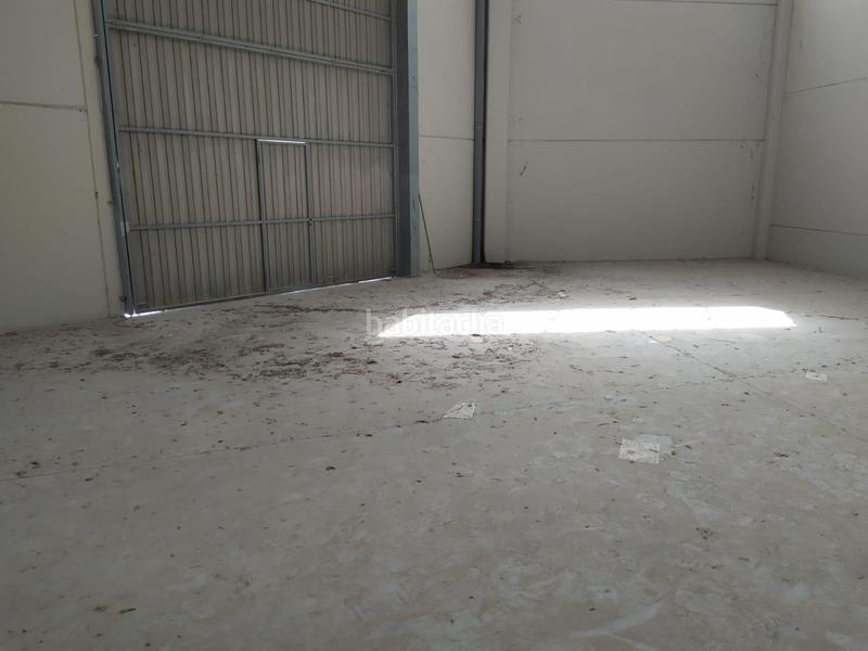 Foto b636aaad-acc0-4340-9c2d-77b1f11183f9. Bâtiment à usage industriel dans Cartuja Baja Zaragoza
