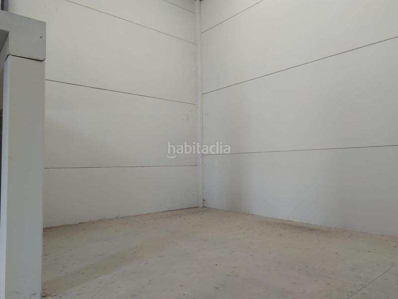 Foto bacf6418-11e2-400f-ad7a-893464abe916. Bâtiment à usage industriel dans Cartuja Baja Zaragoza