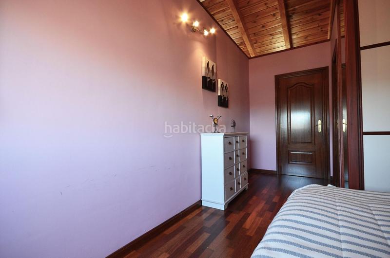 Foto 1b1ed3d0-0fda-4825-b249-1241b61f25b3. Casa a schiera con parcheggio in Valdefierro Zaragoza