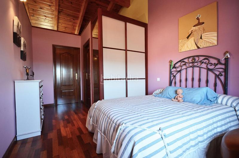 Foto 701c516c-d674-4f09-a622-297da2dbd88f. Casa a schiera con parcheggio in Valdefierro Zaragoza