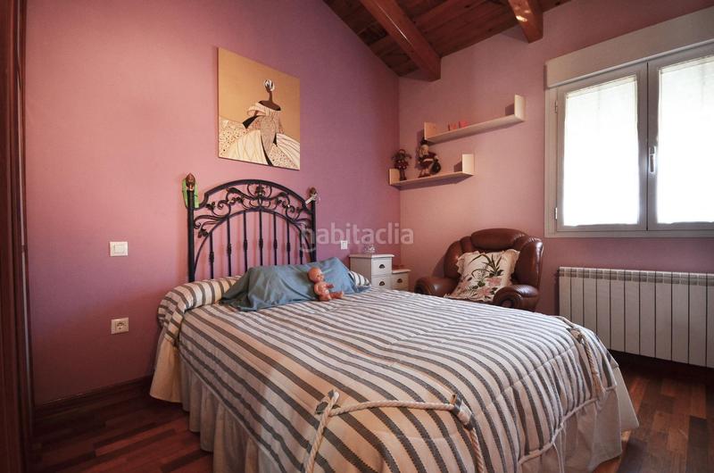 Foto 76ad9609-3458-419d-bae2-b30dadaa07d0. Casa a schiera con parcheggio in Valdefierro Zaragoza