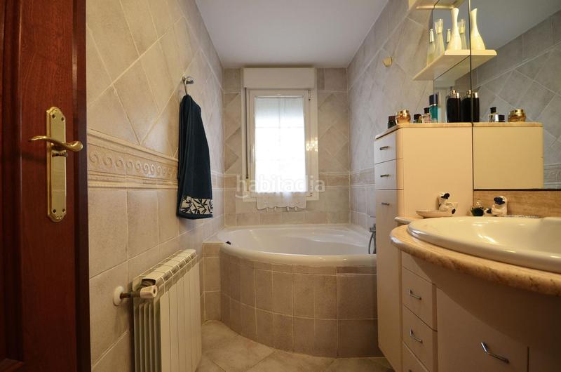 Foto b10cf12a-1bf8-4eec-99fa-a07004a9a68f. Casa a schiera con parcheggio in Valdefierro Zaragoza