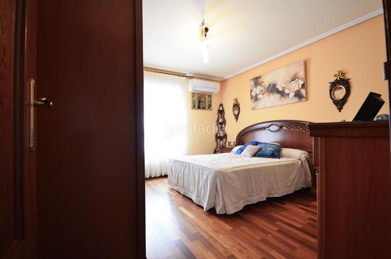 Foto baa1dd0c-ddfe-497f-bd4f-4198f5d33bca. Casa a schiera con parcheggio in Valdefierro Zaragoza