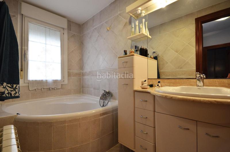 Foto c39e5504-7df9-44ba-a20e-7050c0e1062d. Casa a schiera con parcheggio in Valdefierro Zaragoza