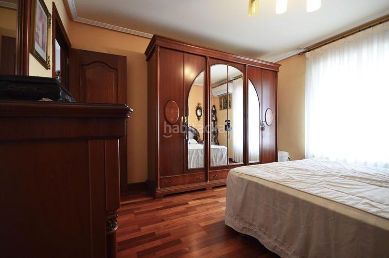 Foto d3bc49bd-e3cc-4f4f-823c-b552a3c29d5d. Casa a schiera con parcheggio in Valdefierro Zaragoza