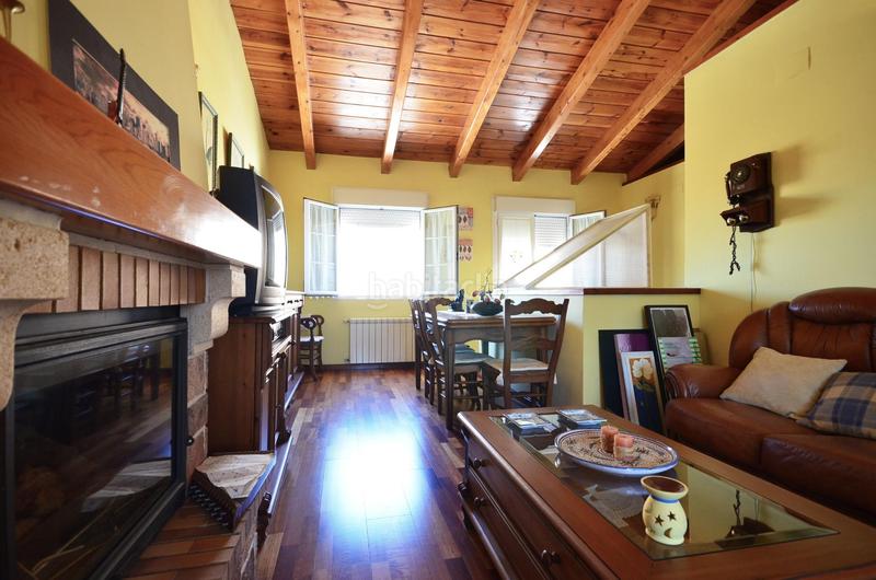 Foto 2d308279-1c29-4b0a-a5d1-15ee736d3768. Casa adossada amb aparcament a Valdefierro Zaragoza