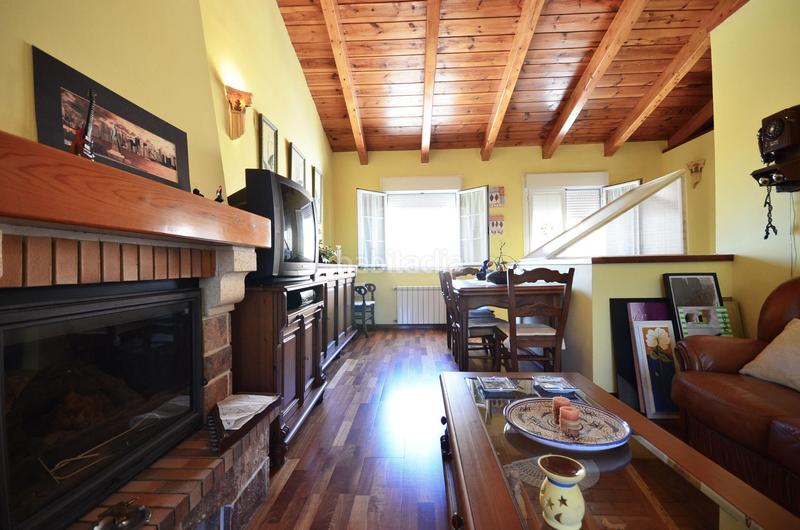 Foto 2f890776-e861-4a37-9dfe-85bfe5c2034c. Casa adossada amb aparcament a Valdefierro Zaragoza