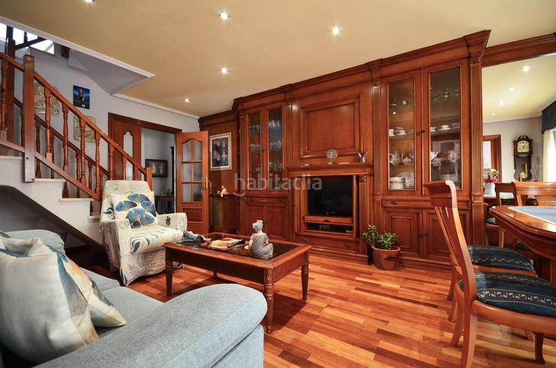 Foto ce6ce294-23a0-4a61-8d87-261383af904b. Casa adossada amb aparcament a Valdefierro Zaragoza