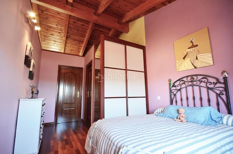 Foto d4d7769c-3aaf-47f7-a1c8-e6479c50bf51. Casa adossada amb aparcament a Valdefierro Zaragoza