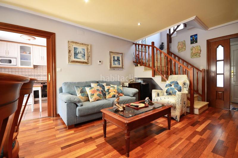 Foto 465a7f04-6ed7-432c-868e-5fa30037ebba. Semi detached house with parking in Valdefierro Zaragoza