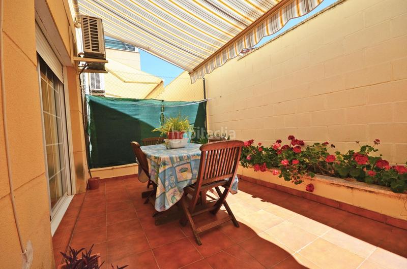 Foto 947bcbbb-976f-46f2-a20a-6b9f4f592882. Semi detached house with parking in Valdefierro Zaragoza