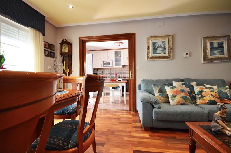 Foto e339333b-45d4-41ab-9138-7baf202906c9. Semi detached house with parking in Valdefierro Zaragoza