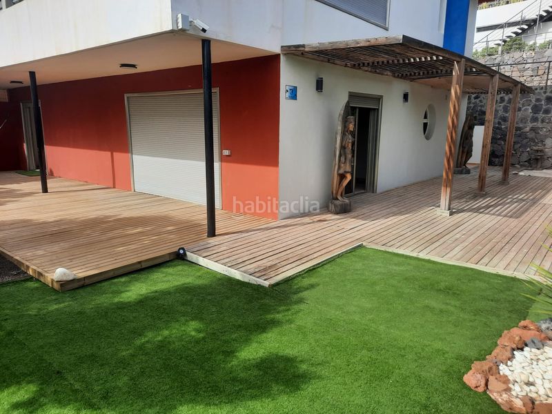 Foto 43d50fb1-5d8a-47fd-bcd3-7954ce04ee63. Piso en calle juan sebastian elcano 49 magnifica vivienda con jardín y terraza en complejo residencial Radazul en Rosario (El)