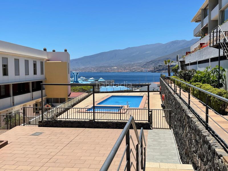 Foto 5dd6651e-b2b6-4321-81da-8a512f9f57a0. Piso en calle juan sebastian elcano 49 magnifica vivienda con jardín y terraza en complejo residencial Radazul en Rosario (El)