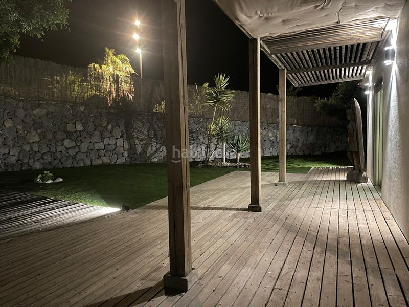 Foto 73b21019-bc96-4956-bea7-71ff9c999291. Piso en calle juan sebastian elcano 49 magnifica vivienda con jardín y terraza en complejo residencial Radazul en Rosario (El)