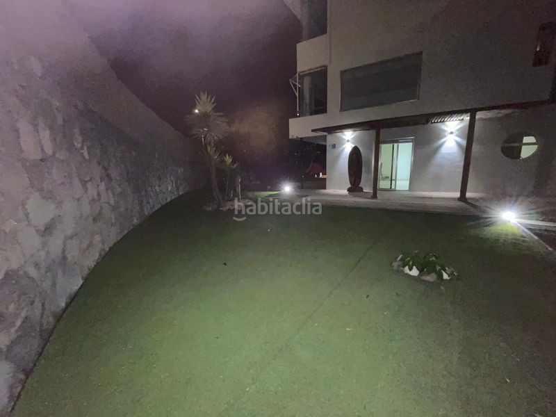 Foto 86972413-9593-4527-b8d6-f128b81dacb0. Piso en calle juan sebastian elcano 49 magnifica vivienda con jardín y terraza en complejo residencial Radazul en Rosario (El)
