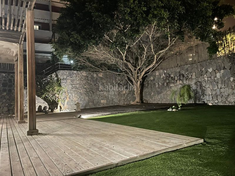 Foto 9b9279f0-06b3-4b1e-8f1c-82aab31e3798. Piso en calle juan sebastian elcano 49 magnifica vivienda con jardín y terraza en complejo residencial Radazul en Rosario (El)