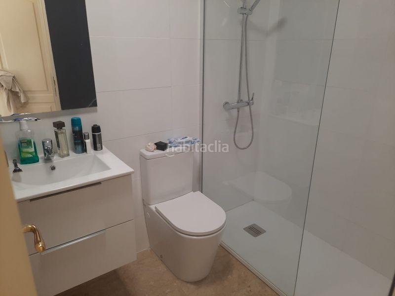 Foto a3c1cfb5-a830-49f3-8c35-453af8216822. Piso en calle juan sebastian elcano 49 magnifica vivienda con jardín y terraza en complejo residencial Radazul en Rosario (El)