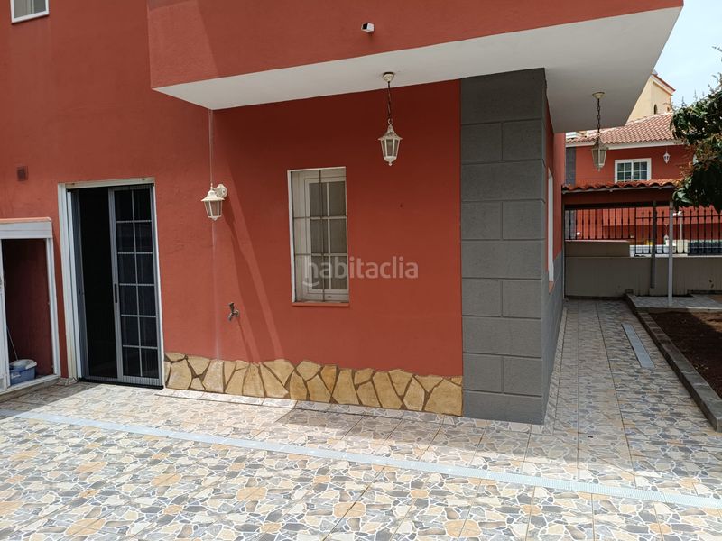Foto 21e2f987-2d16-46a3-80c5-6737ff0dbfb1. Casa adossada a calle bicacarera 17 a La Quinta Santa Úrsula