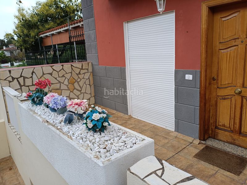 Foto f2a374b1-59d8-4229-8a4f-0b61f920d737. Casa adossada a calle bicacarera 17 a La Quinta Santa Úrsula