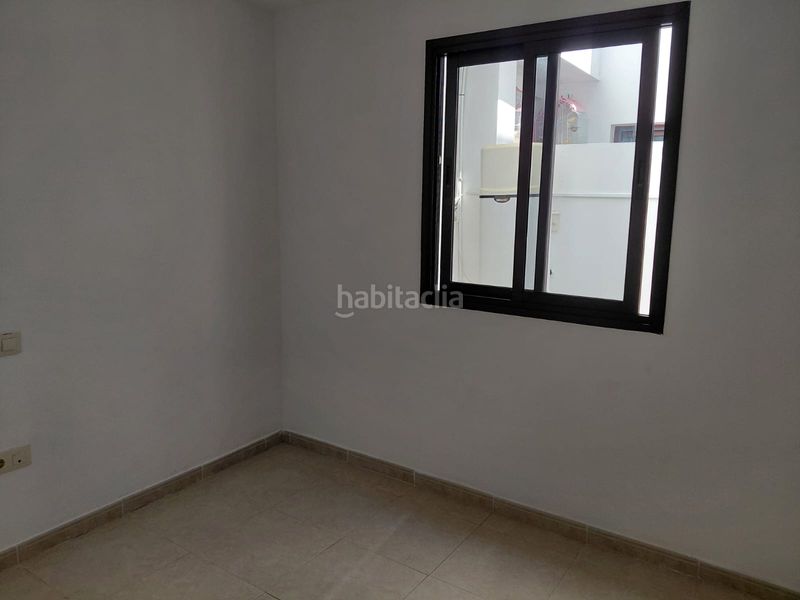 Foto 000b09a4-d365-4ba4-85a9-614316152b4c. Flat with parking in Centro Güímar