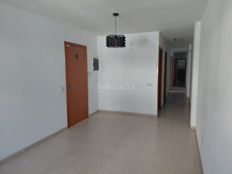 Foto cf9d3025-e6ef-4ac4-882c-92f80641cab8. Flat with parking in Centro Güímar