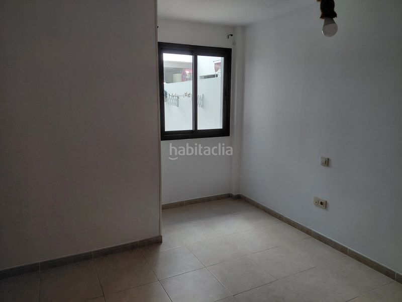 Foto fc3d3599-cc75-4b00-9856-bf2374180d5a. Flat with parking in Centro Güímar