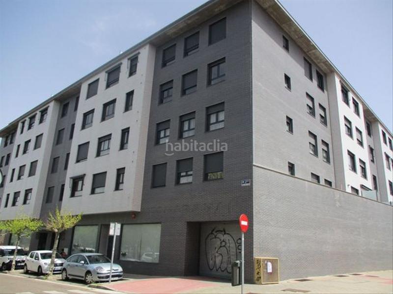 Foto ff459142-128b-4bad-94d0-50a25826bb52. Parking voiture dans Pajarillos Altos Valladolid