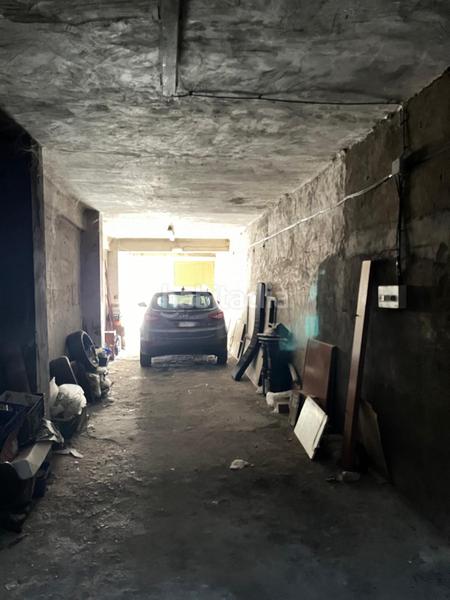 Foto 27bc490f-3cfb-4105-8a76-1f53b0e33f14. Local comercial local con vado en pajarillos, en calle pingüino en Valladolid