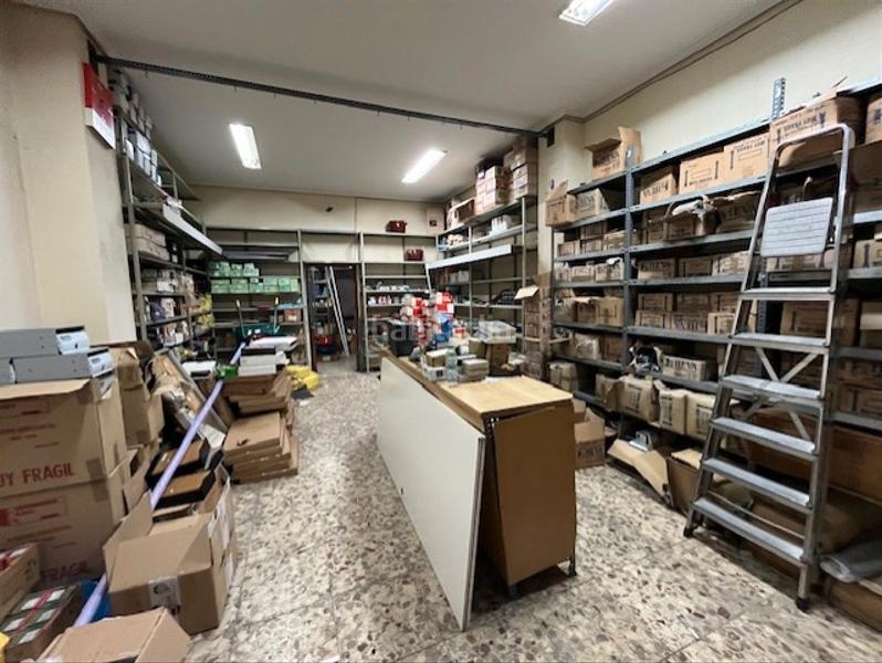 Foto 9fc04a68-3ddb-48ea-826c-f64ed2b2012a. Local comercial en calle de villabáñez 27 local comercial en calle villabáñez en Valladolid