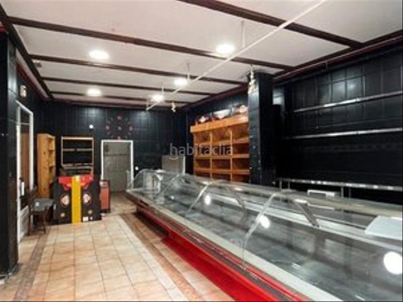 Foto d9a421f8-68a1-4c75-8188-366cd4ecd0e6. Lloguer local comercial a calle de villabáñez 29 a Valladolid