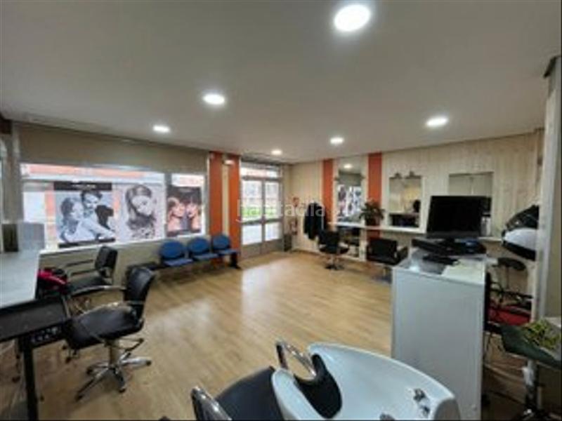 Foto 337e3f32-2b7e-4cec-96e6-47a09f459fa6. Locale commerciale in calle hermanos cossío 9 in Huerta del Rey Valladolid