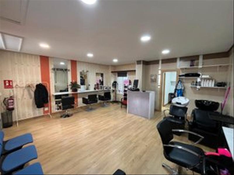 Foto baa96c8e-f1b9-42ff-820a-43371332cb0c. Locale commerciale in calle hermanos cossío 9 in Huerta del Rey Valladolid