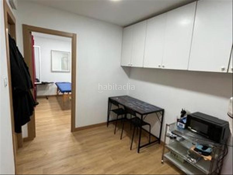 Foto d60d6594-9483-494f-b51a-c7cb811912be. Locale commerciale in calle hermanos cossío 9 in Huerta del Rey Valladolid