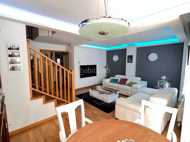 Foto f7f003ff-6599-4e3a-b437-702e732d1dae. Towny house with heating parking pool in Las Villas - Valparaiso - El Peral Valladolid