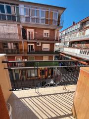 Pis en Pajarillos Bajos. Piso en san isidro con ascensor por 89.000