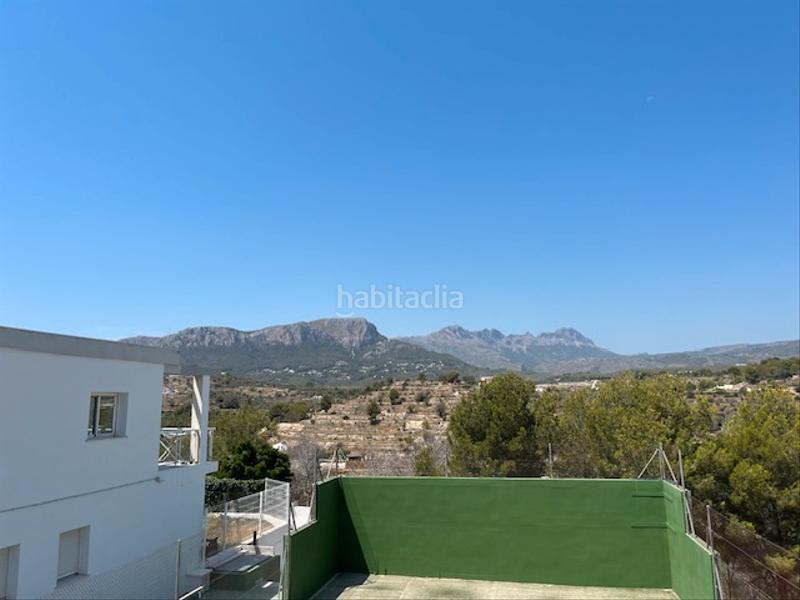 Foto 0b9472e0-2aa9-4951-9e4c-f9dd007a7c0f. Reihenhaus mit parking pool in La Empedrola Calp