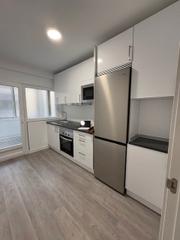 Appartement  Calle vencejo 12. ¡¡piso reformado integral en pajarillos altos!!