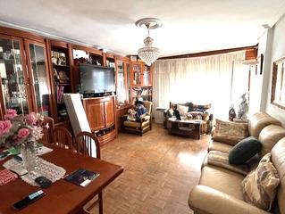 Appartement  Calle mercedes. Gran piso en calle mercedes 4 dormitorios + garaje
