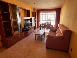 Pis  Calle gavilla. Bonito piso en santovenia de 2 dormitorios con plaza de garaje