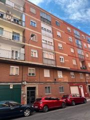 Appartamento  Calle lope de vega. Gran piso para reformar en rondilla