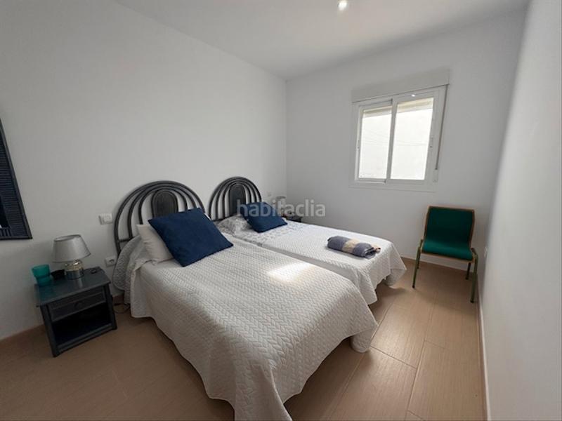 Foto 27de8172-b086-43ce-ac19-e4fc92e53b95. Casa aparellada amb aparcament piscina a La Empedrola Calp