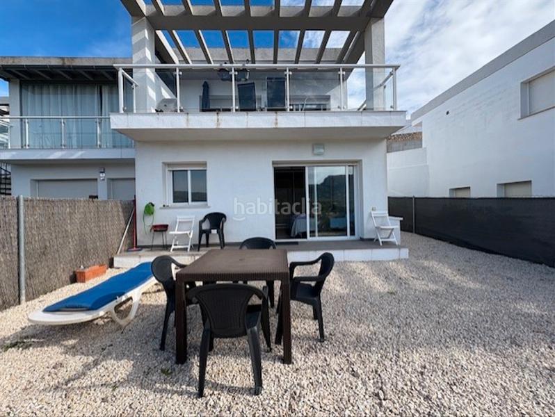 Foto 31b03c9d-c9a7-454c-83d7-d2f7bcbb27c1. Casa aparellada amb aparcament piscina a La Empedrola Calp