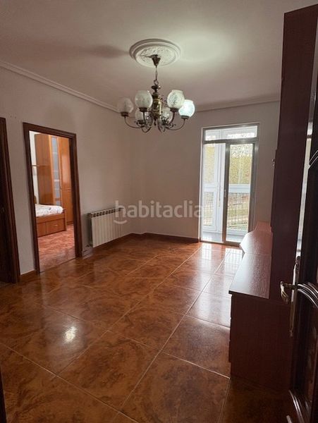 Foto ef1ec2bf-56e0-474a-8ae6-643a9c9efba3. Pis amb calefacció a Vadillos Valladolid